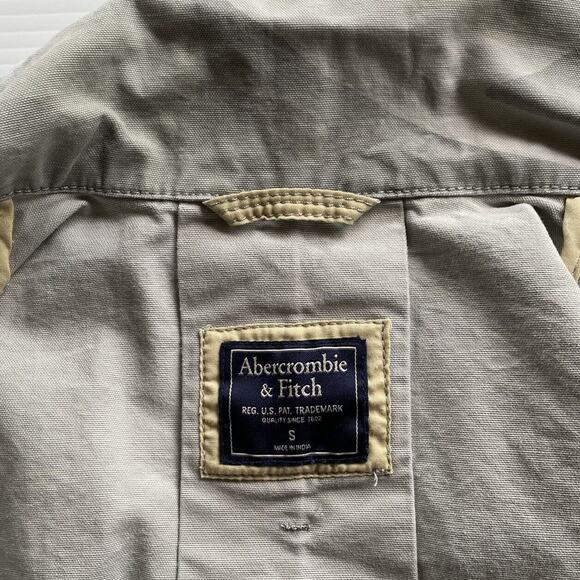 Abercrombie & Fitch Vest Womens Small Green Camouflage Snap Pockets Cinch Waist - Picture 10 of 13